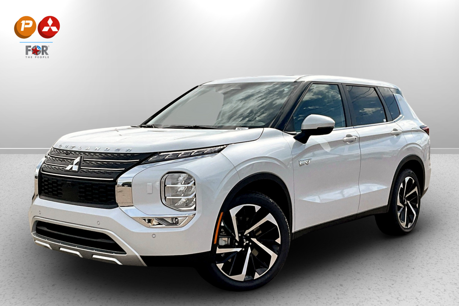 2025 Mitsubishi Outlander Plug-in Hybrid SE's photo