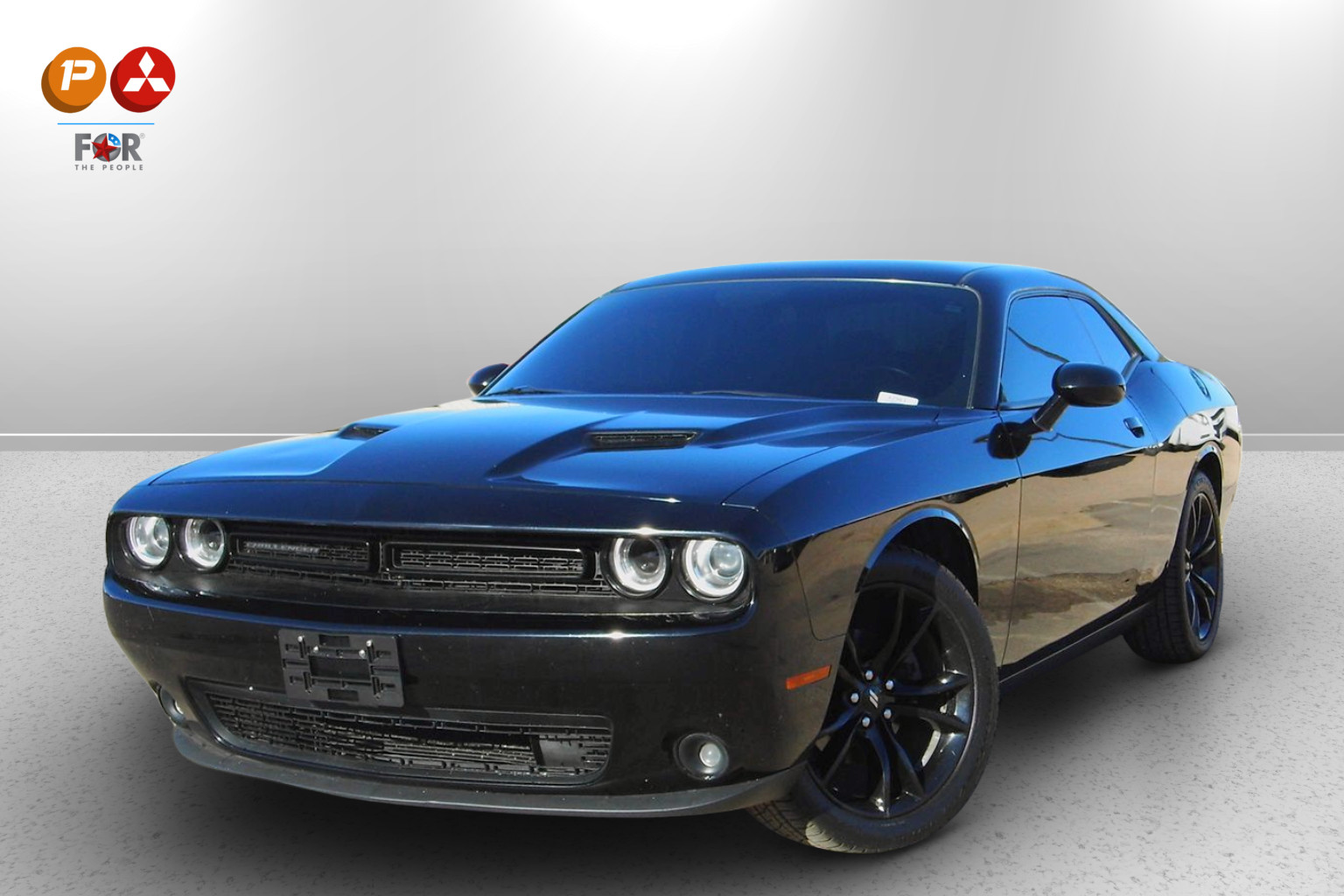 2018 Dodge Challenger SXT's photo