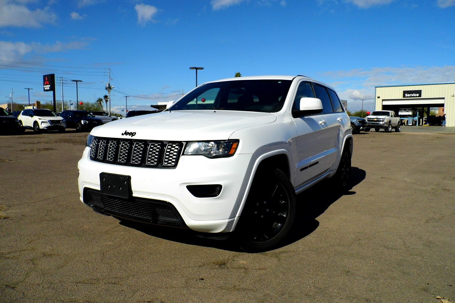 2018 Jeep Grand Cherokee Altitude's photo