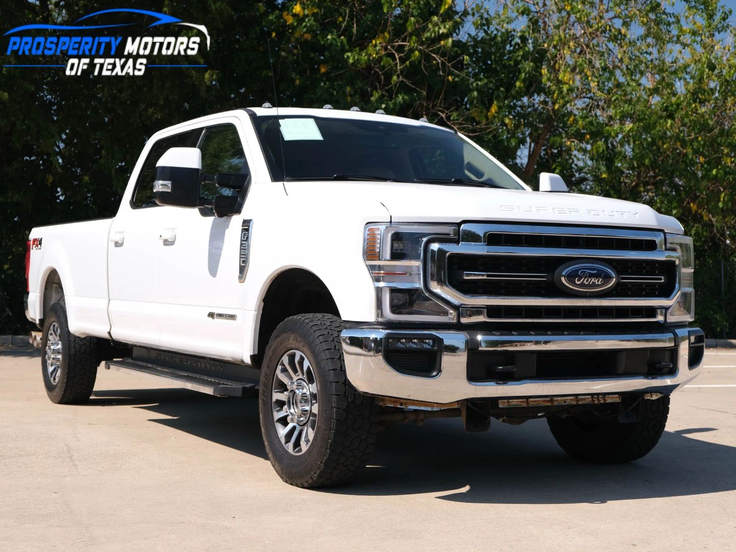 2021 Ford F-350 Super Duty Lariat's photo