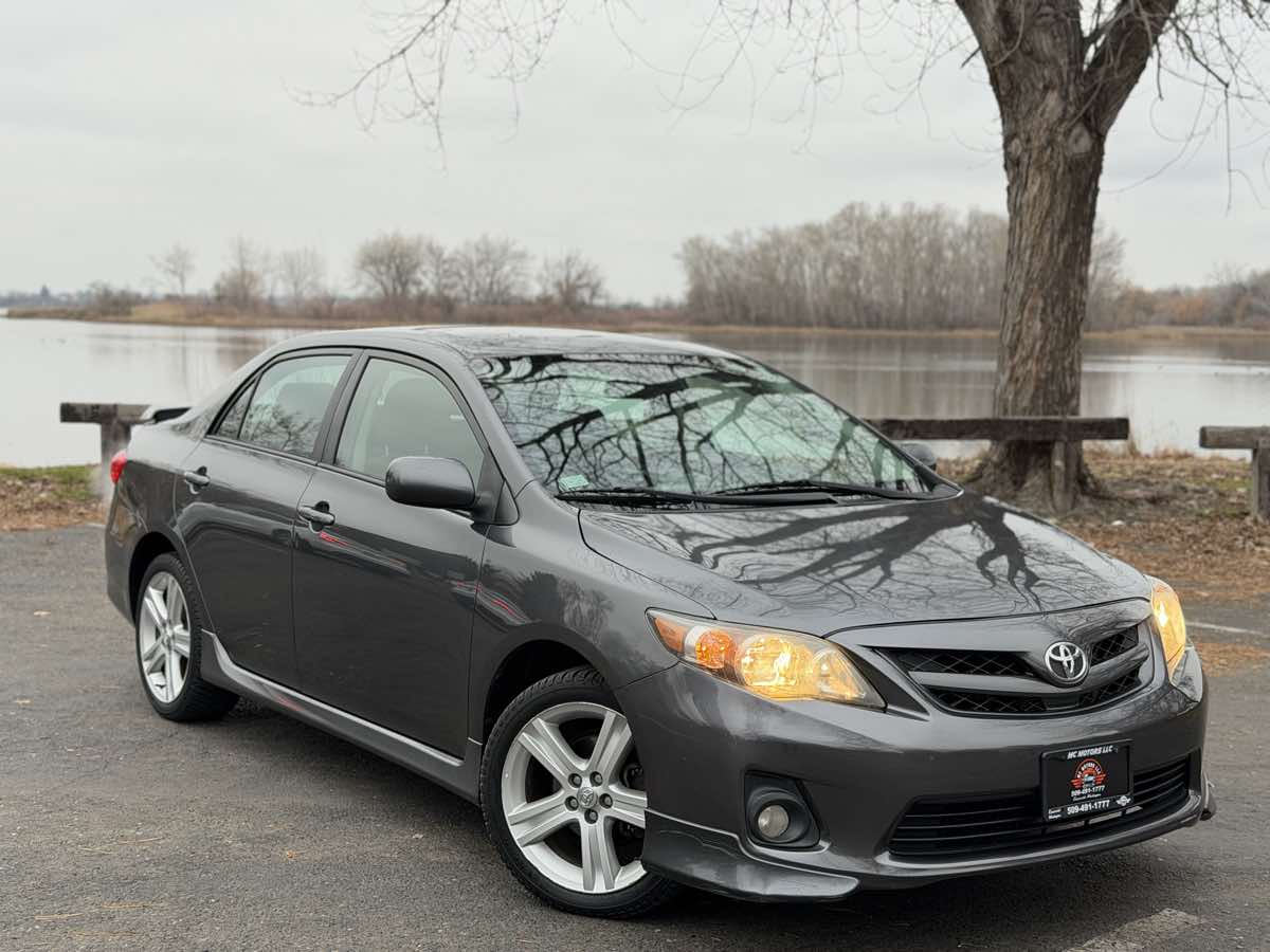 2013 Toyota Corolla S