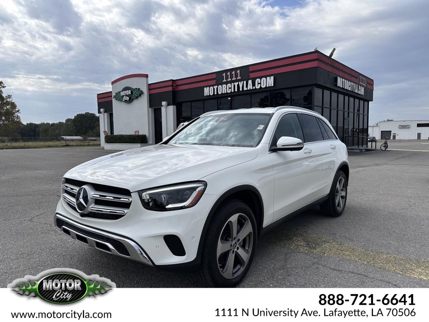 2022 Mercedes-Benz GLC GLC300's photo