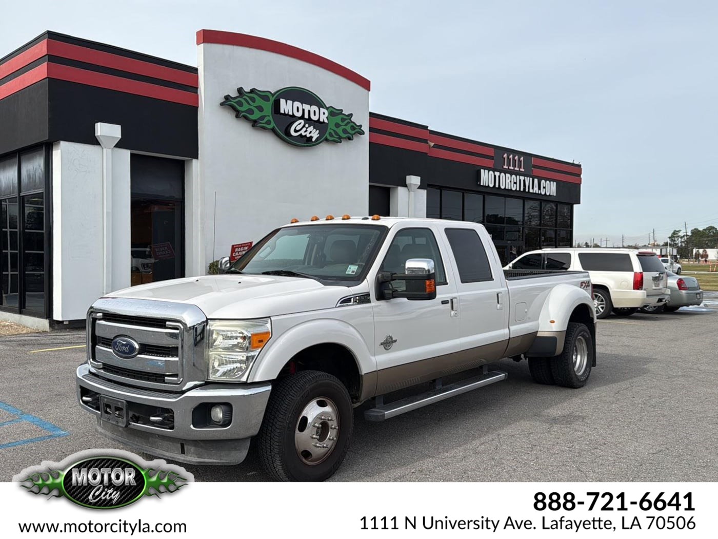 2013 Ford F-350 Super Duty Lariat's photo