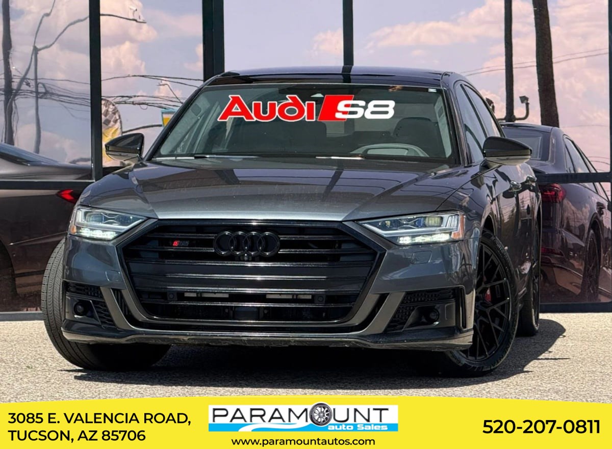 2021 Audi S8 Base's photo