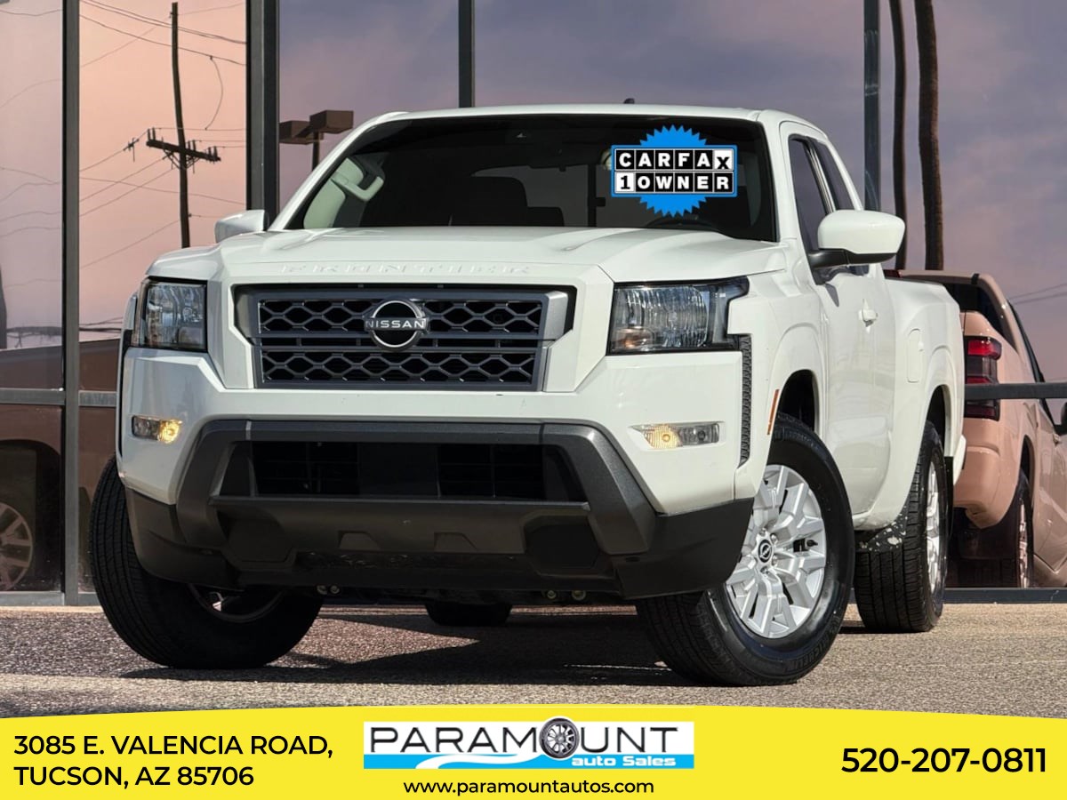 2022 Nissan Frontier SV's photo