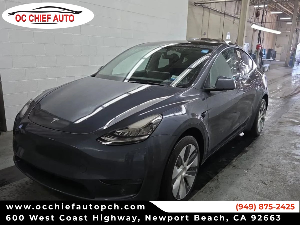 2023 Tesla Model Y Long Range's photo