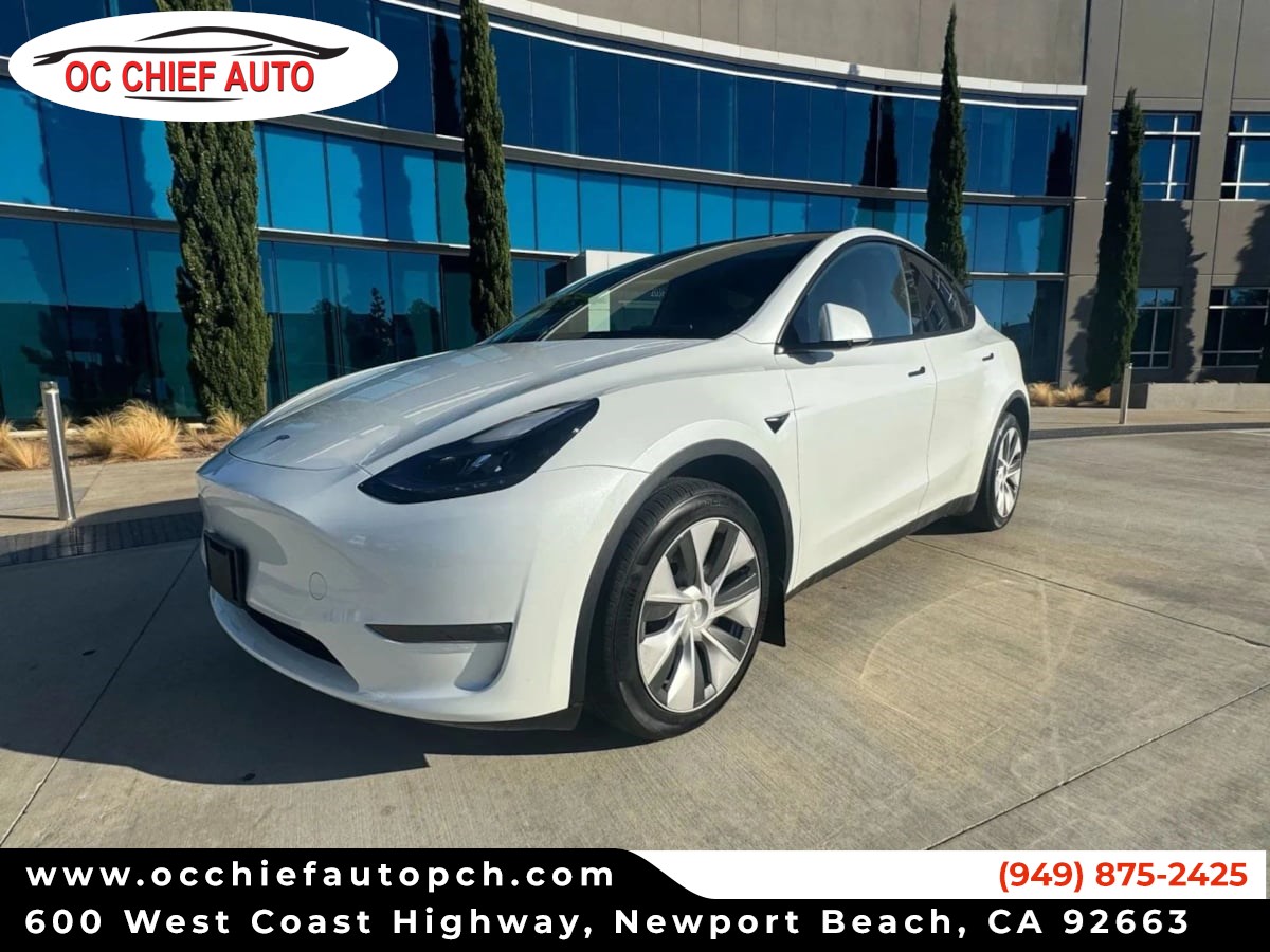 2023 Tesla Model Y Long Range's photo