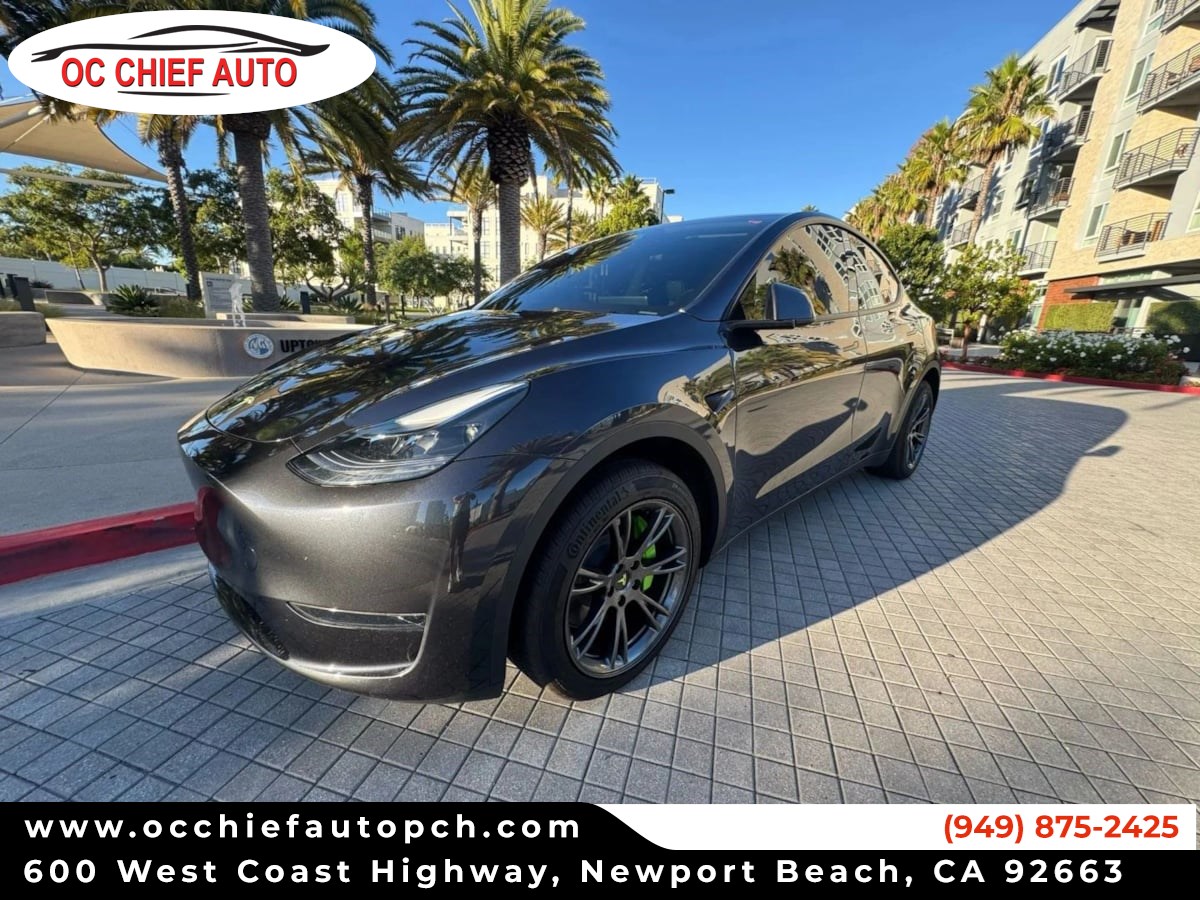 2024 Tesla Model Y Long Range's photo