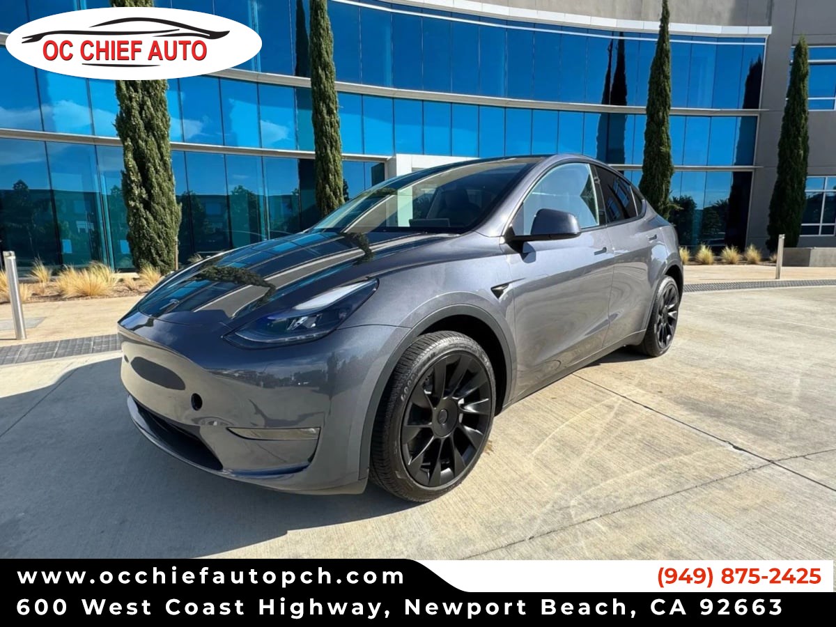 2023 Tesla Model Y Long Range's photo