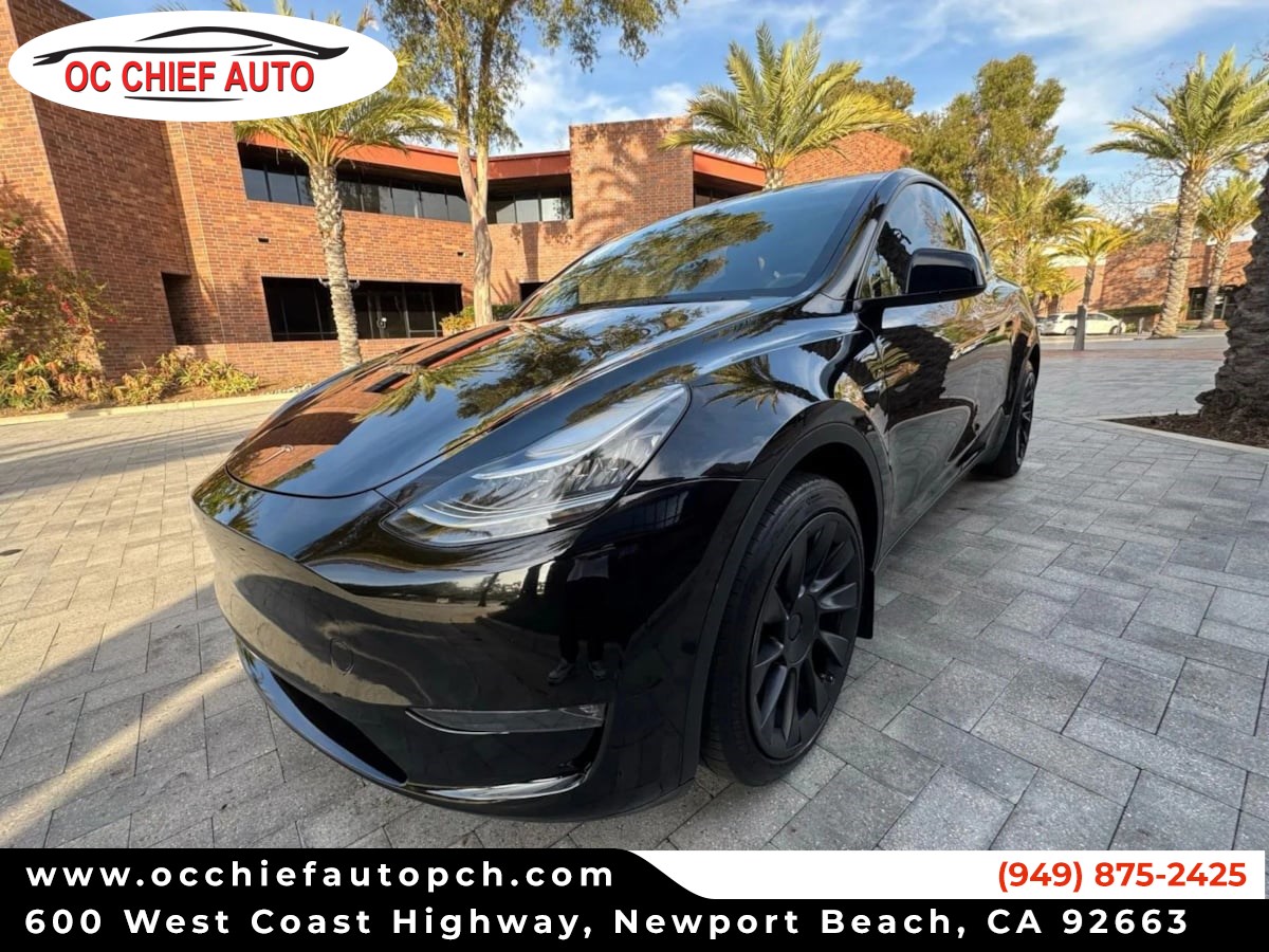 2023 Tesla Model Y Long Range's photo