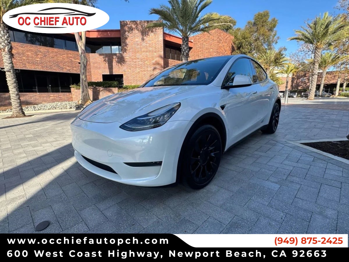 2023 Tesla Model Y Long Range's photo