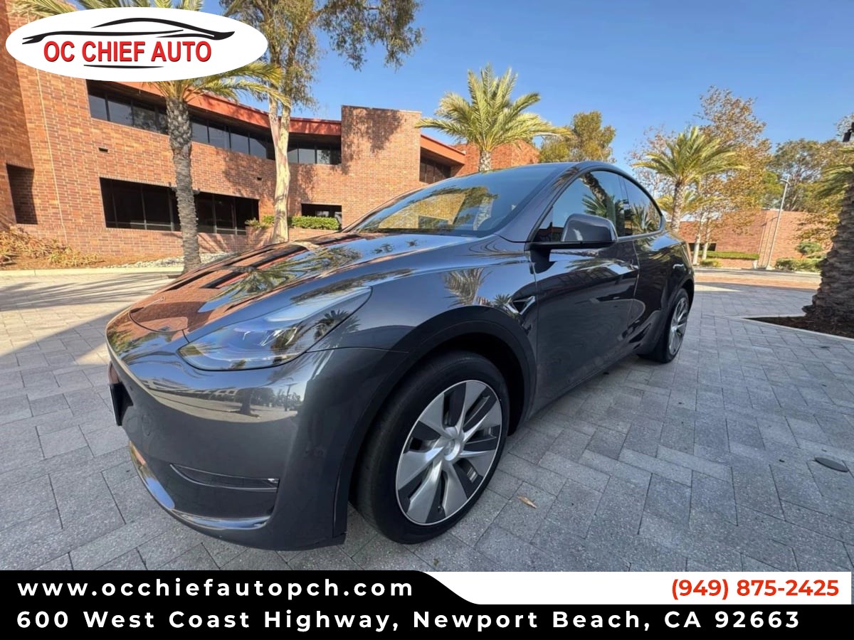 2023 Tesla Model Y Long Range's photo