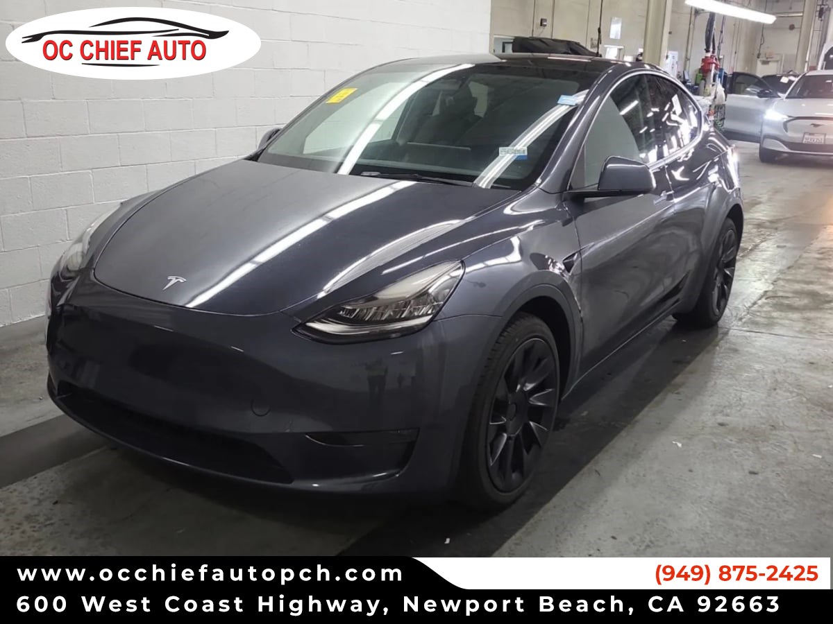2023 Tesla Model Y Long Range's photo