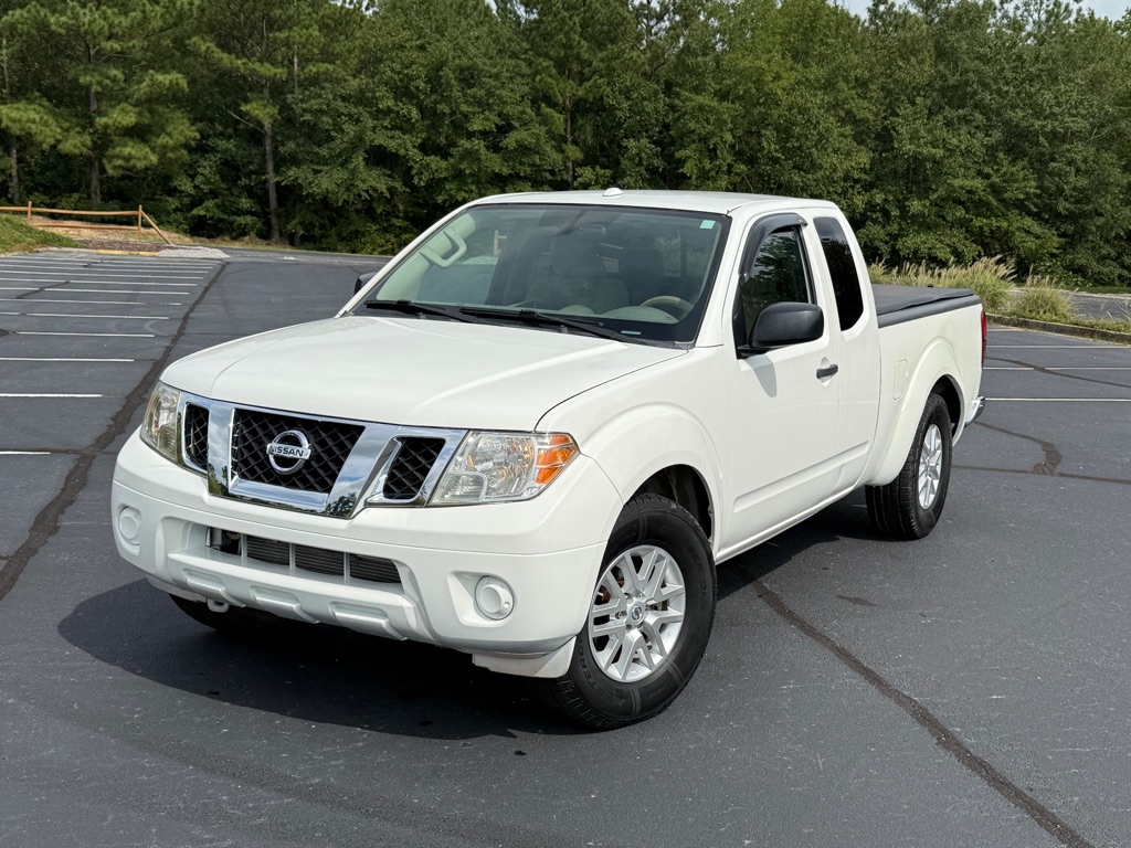 2017 Nissan Frontier SV's photo