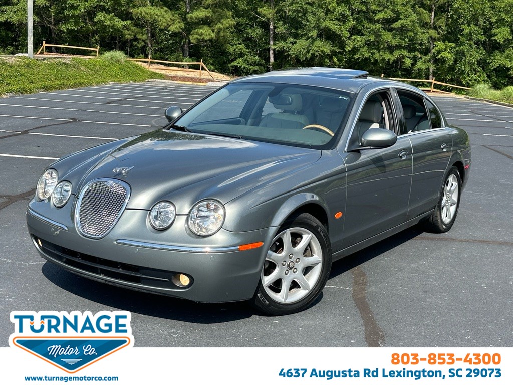 2006 Jaguar S-Type V8's photo