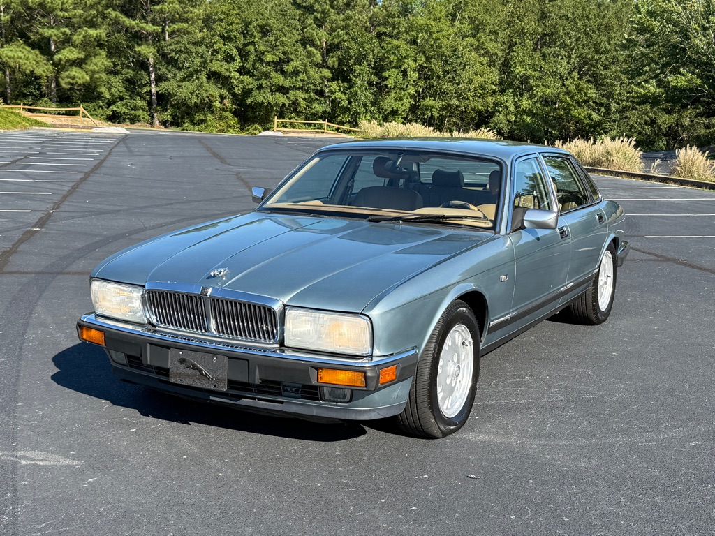 1994 Jaguar XJ6's photo