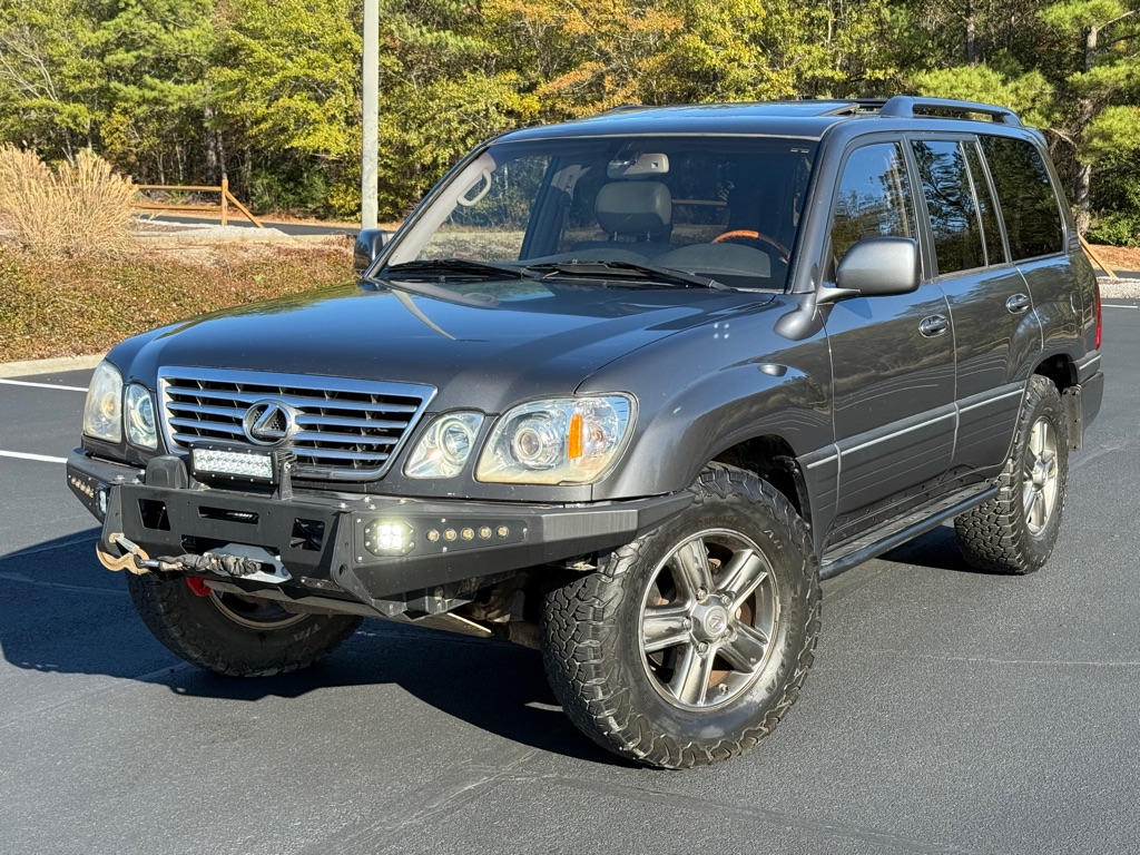 2006 Lexus LX 470's photo