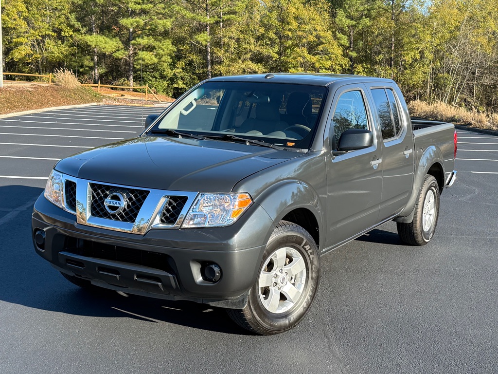 2013 Nissan Frontier SV's photo
