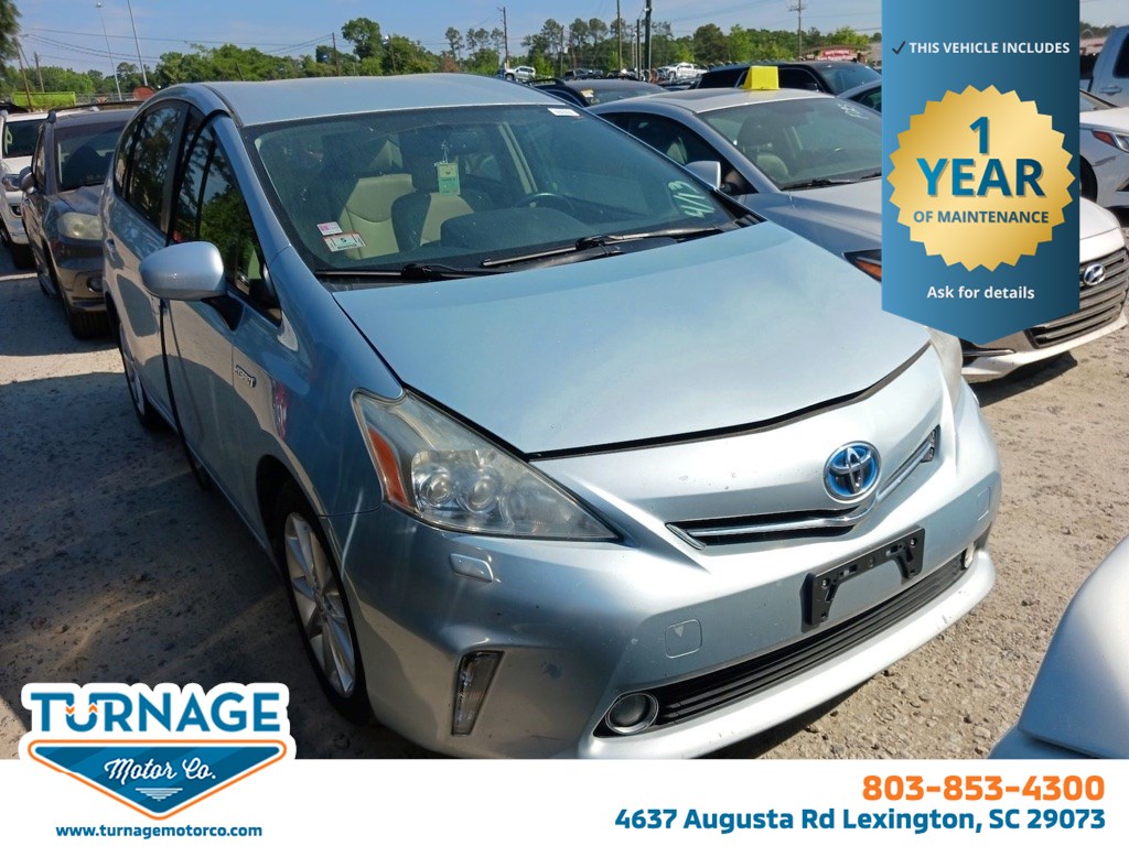 2013 Toyota Prius v Five