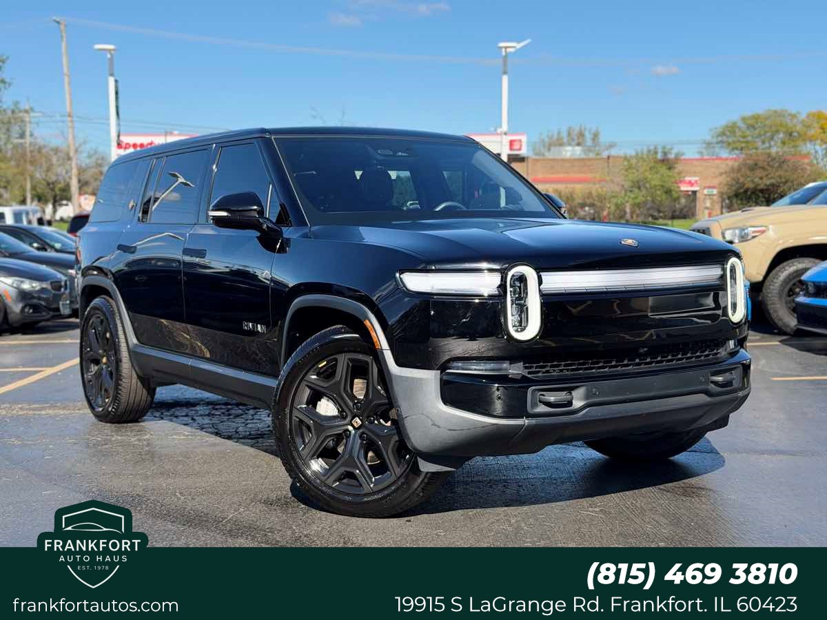 2025 Rivian R1S