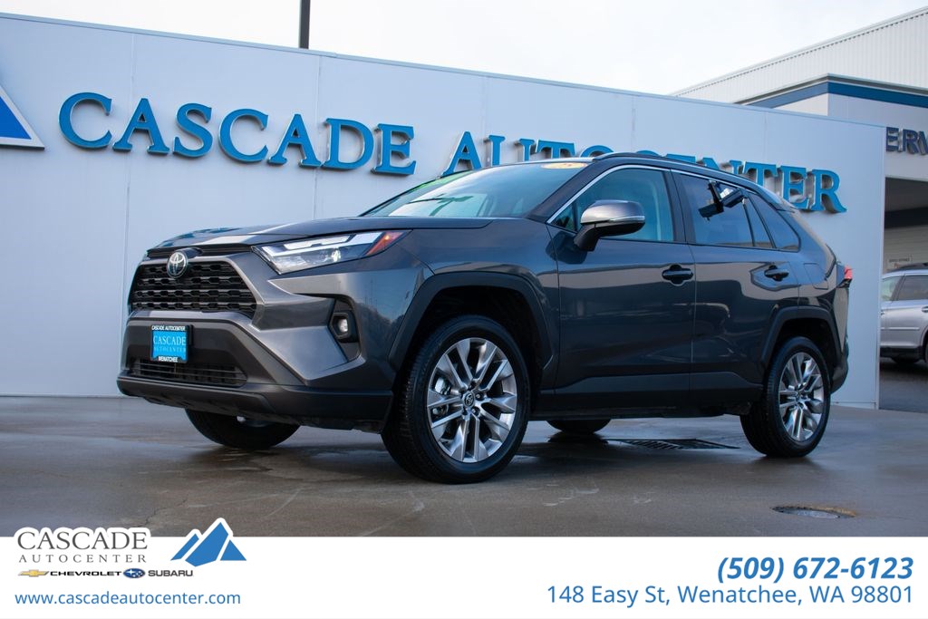 2025 Toyota RAV4 XLE Premium