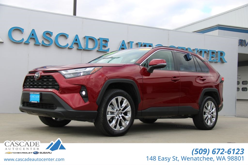 2025 Toyota RAV4 XLE Premium