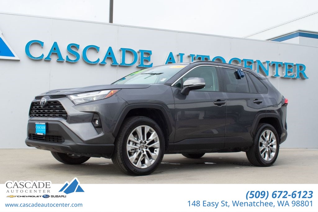 2025 Toyota RAV4 XLE Premium