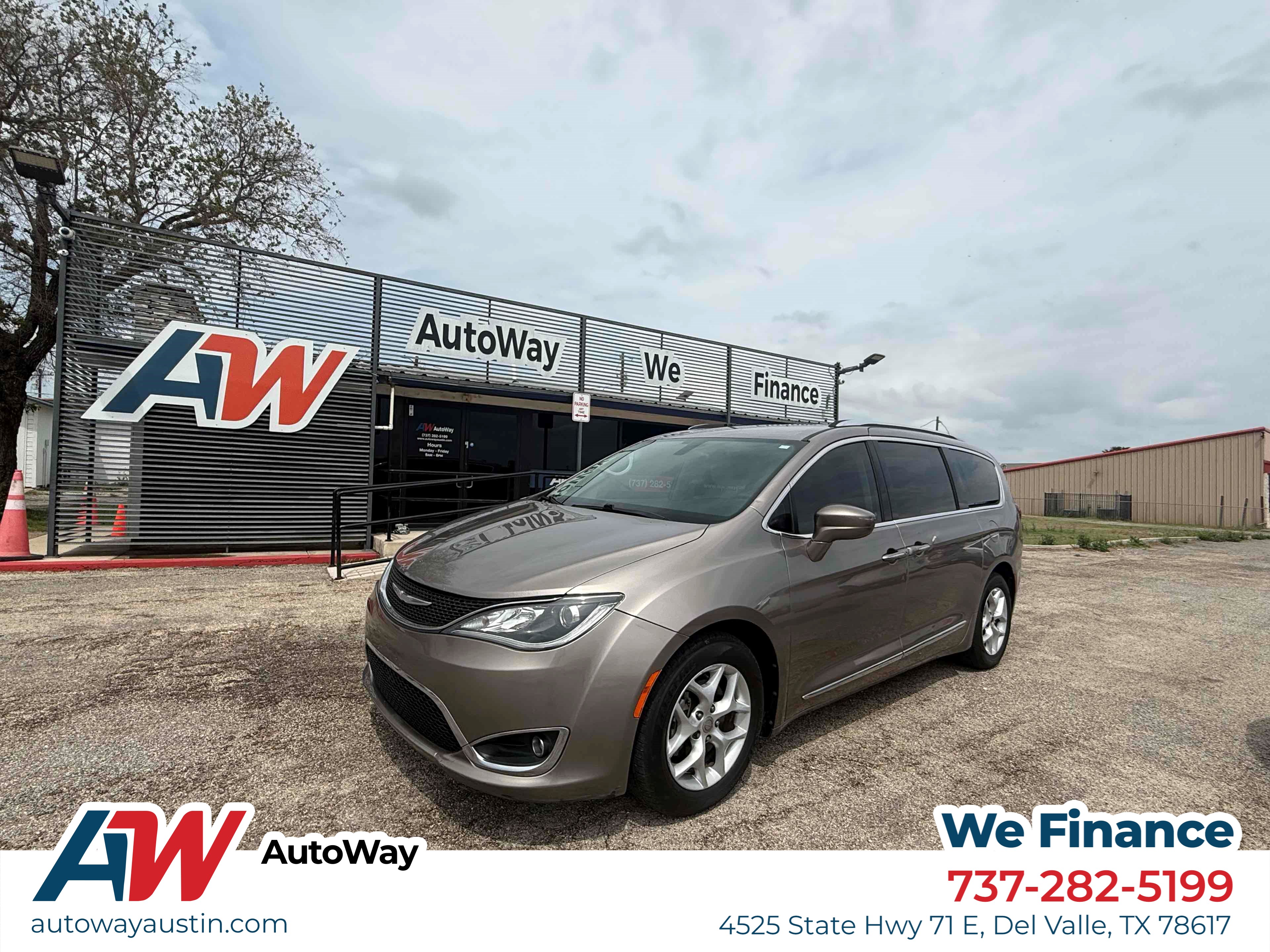 2017 Chrysler Pacifica Touring-L Plus