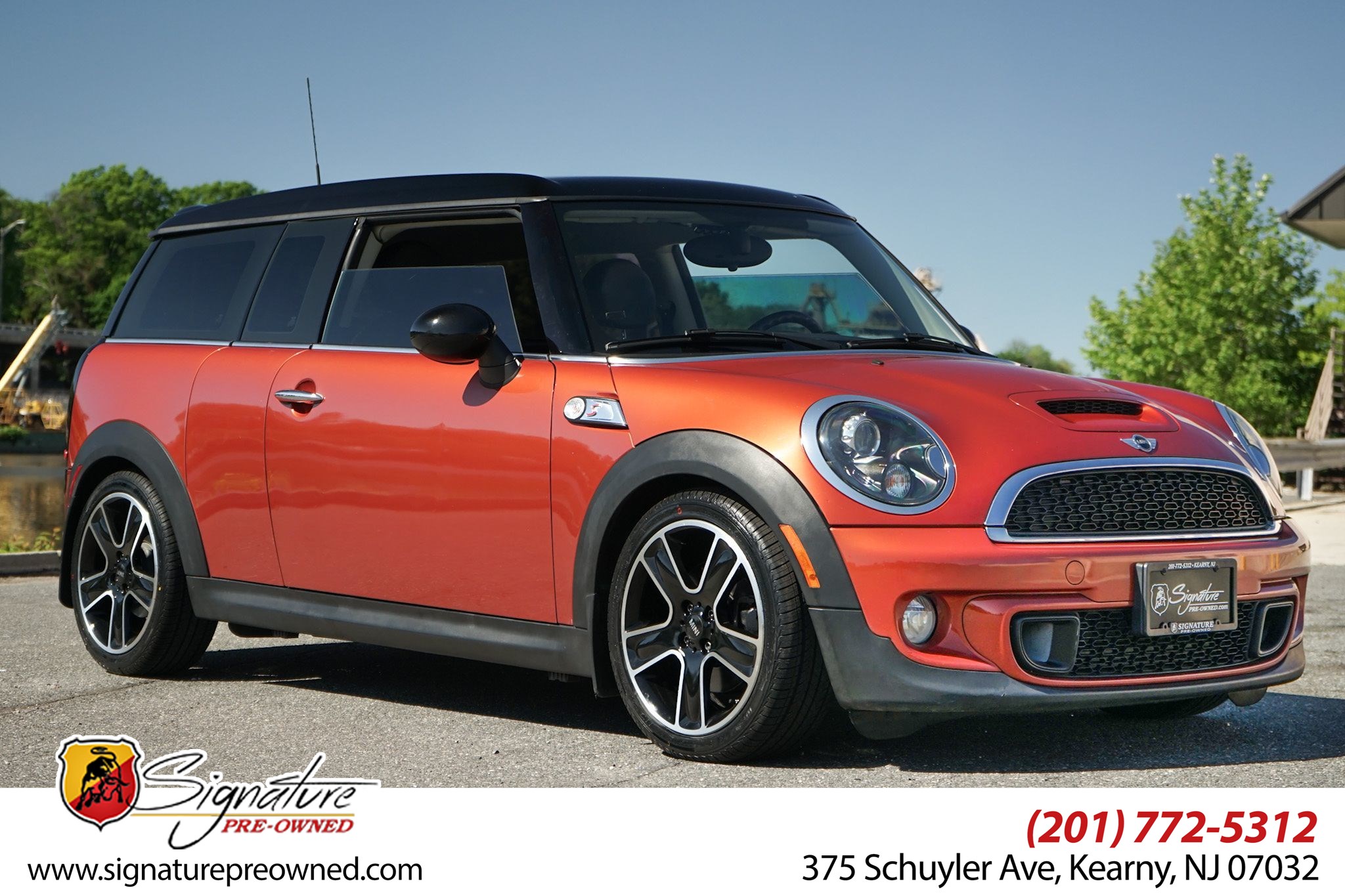 2014 MINI Cooper Clubman S's photo