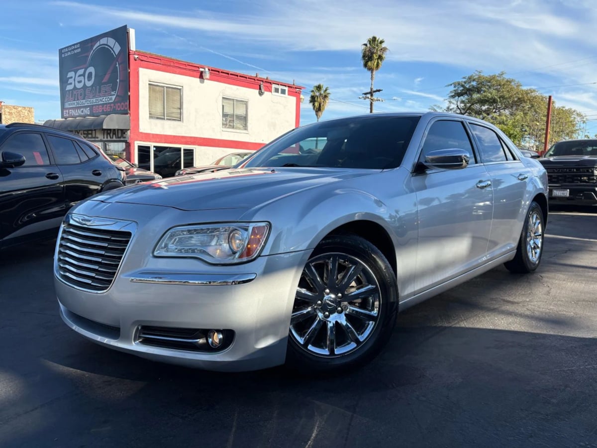 2012 Chrysler 300 Limited