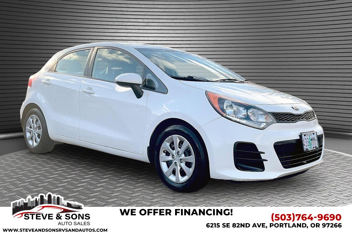 2016 Kia Rio 5-Door LX
