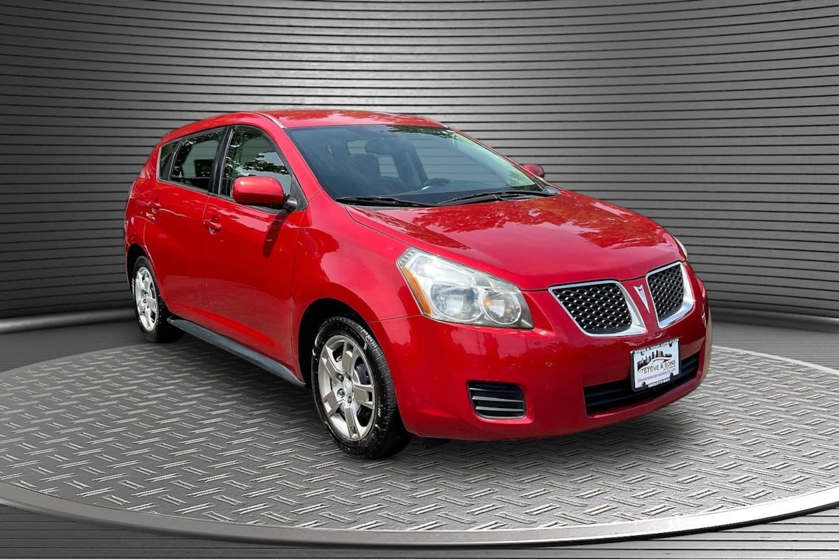 2010 Pontiac Vibe 2.4L's photo