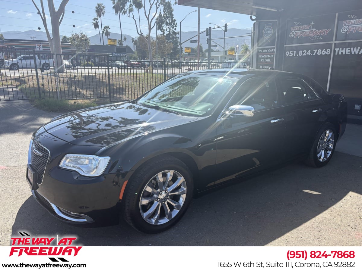 2018 Chrysler 300