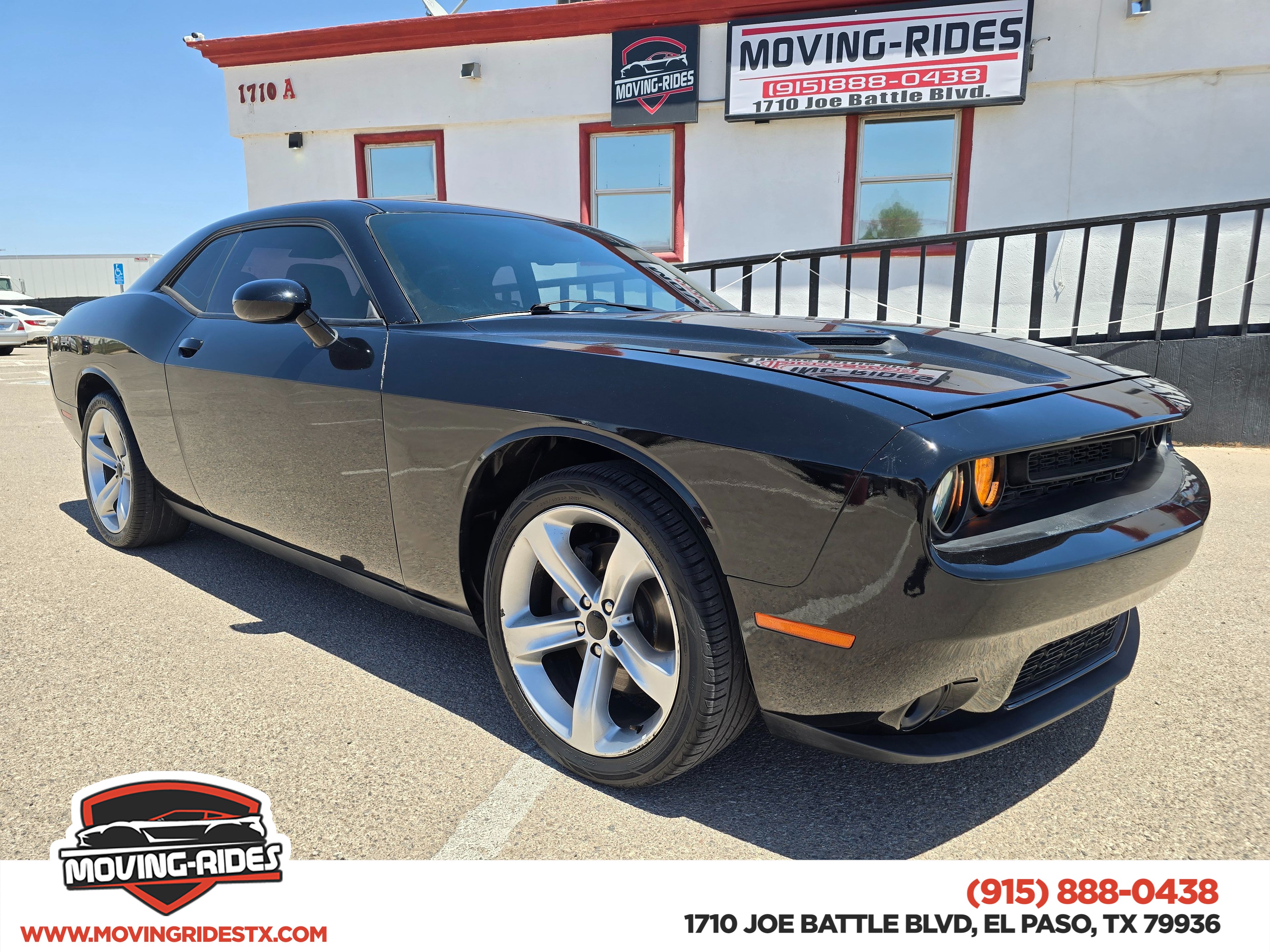 2017 Dodge Challenger R/T's photo