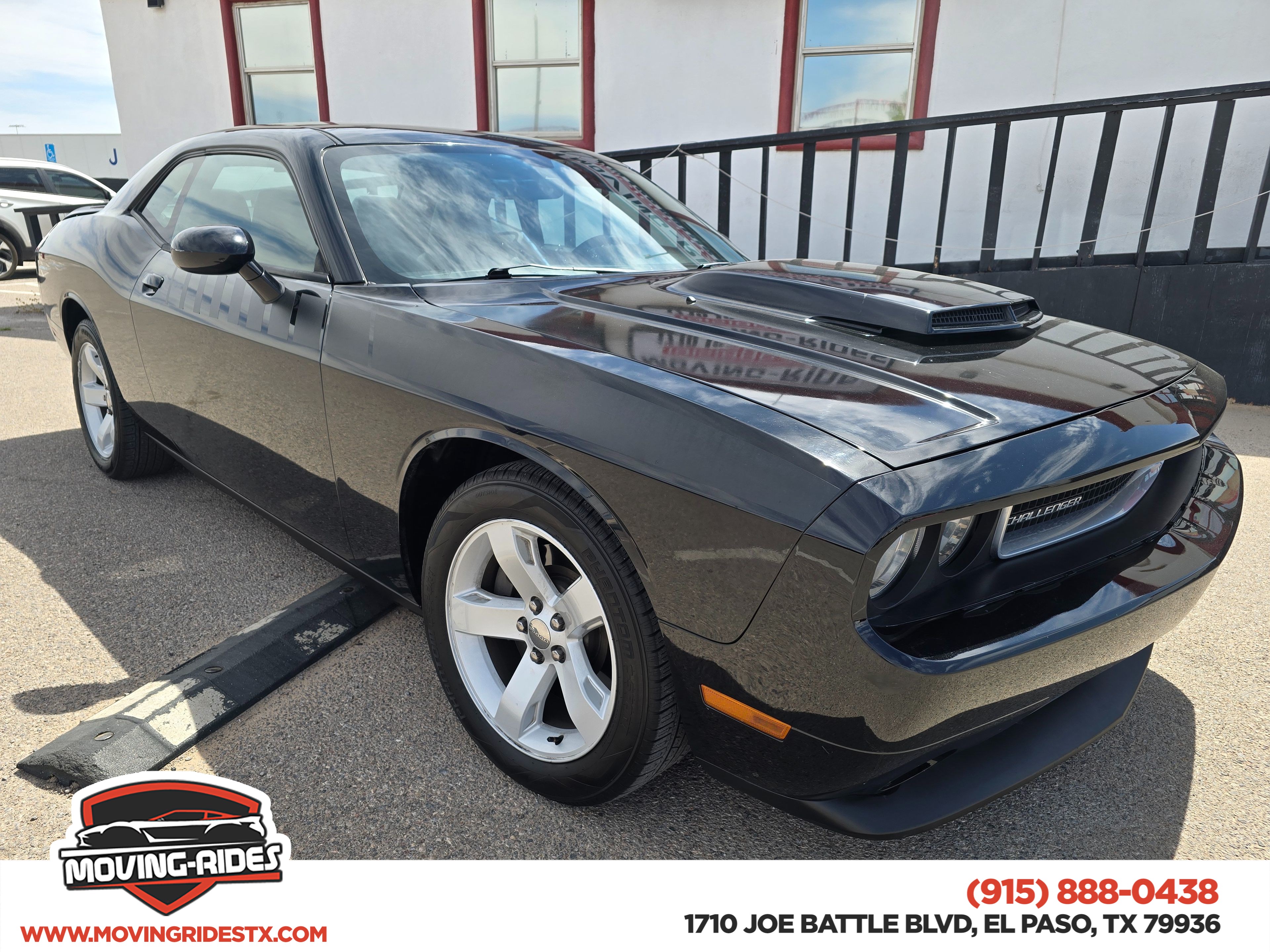 2012 Dodge Challenger R/T's photo