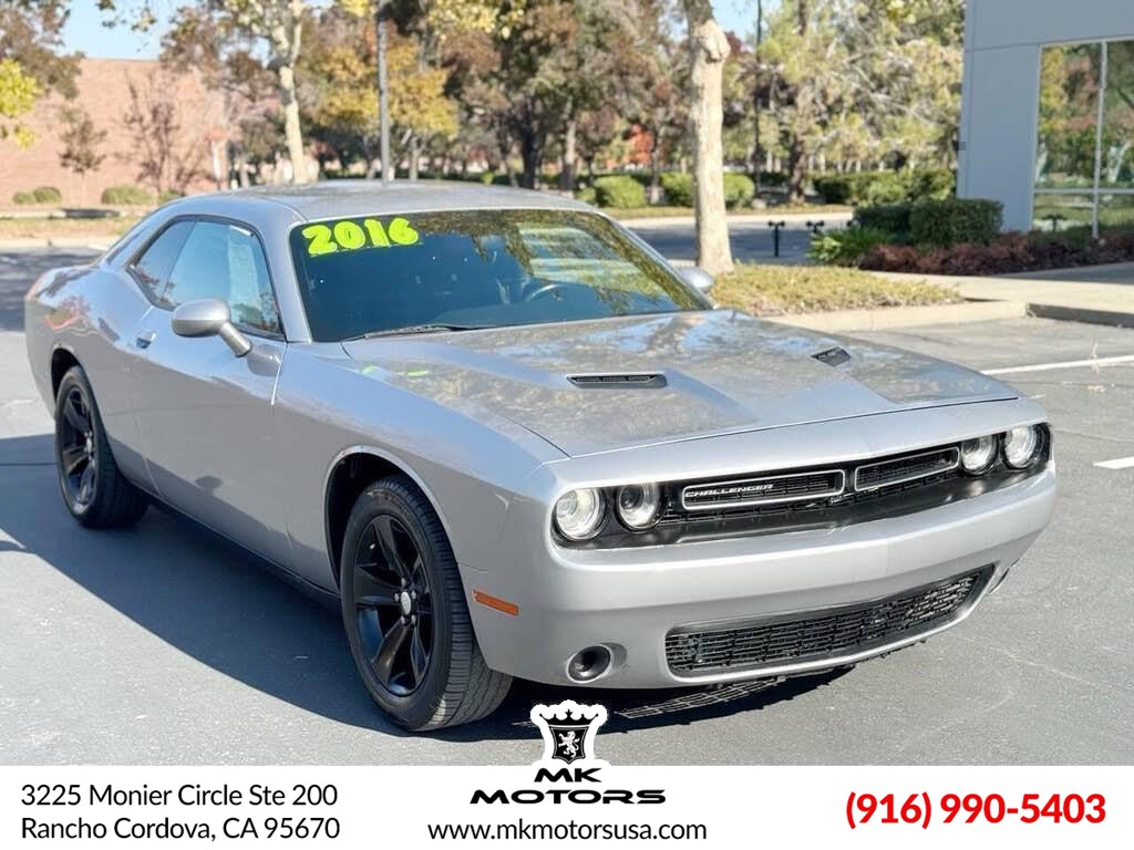 2016 Dodge Challenger SXT