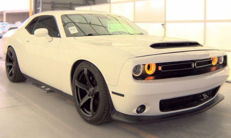 2016 Dodge Challenger R/T's photo