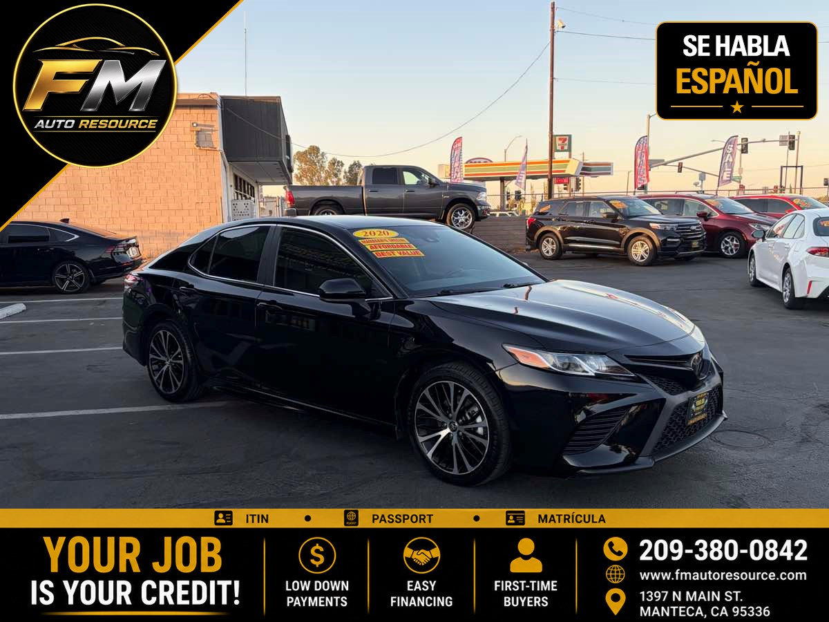 2020 Toyota Camry SE Nightshade