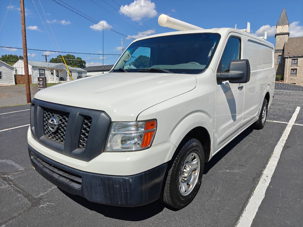 2018 Nissan NV Cargo SV