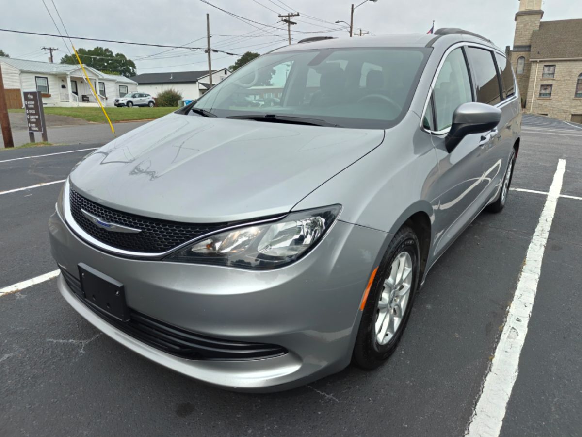 2020 Chrysler Voyager LXI