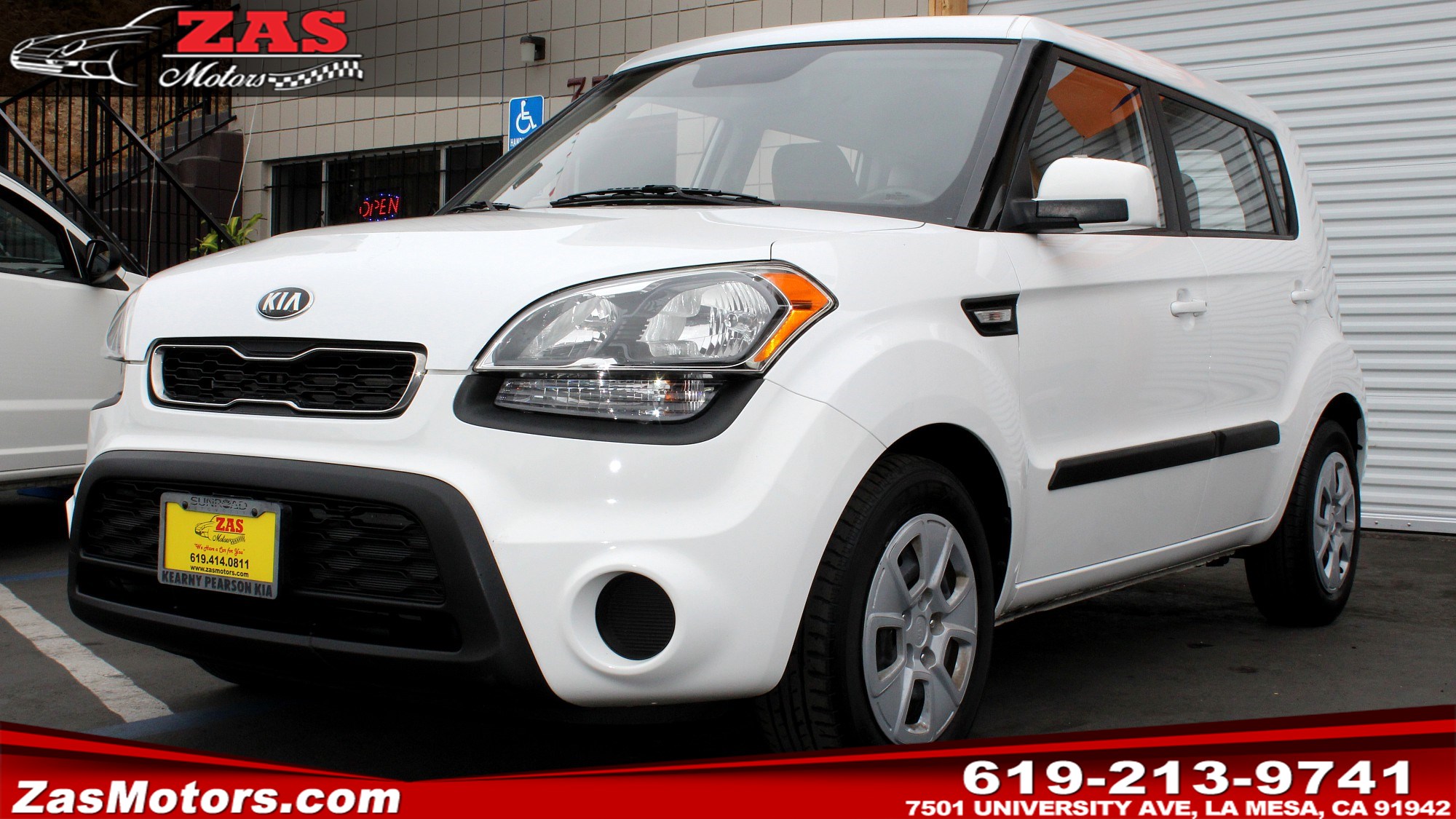 Kia Soul: Rear window wiper and washer switch (if equipped) Kia Soul: Rear window wiper and washer switch (if equipped)