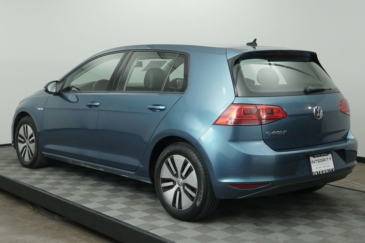 2016 Volkswagen e-Golf SEL Premium