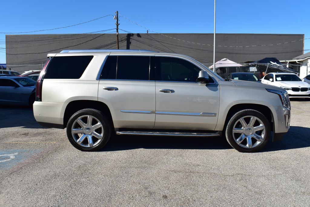 Cadillac Escalade 2017 Cadillac Escalade 1GYS4BKJ7HR284906