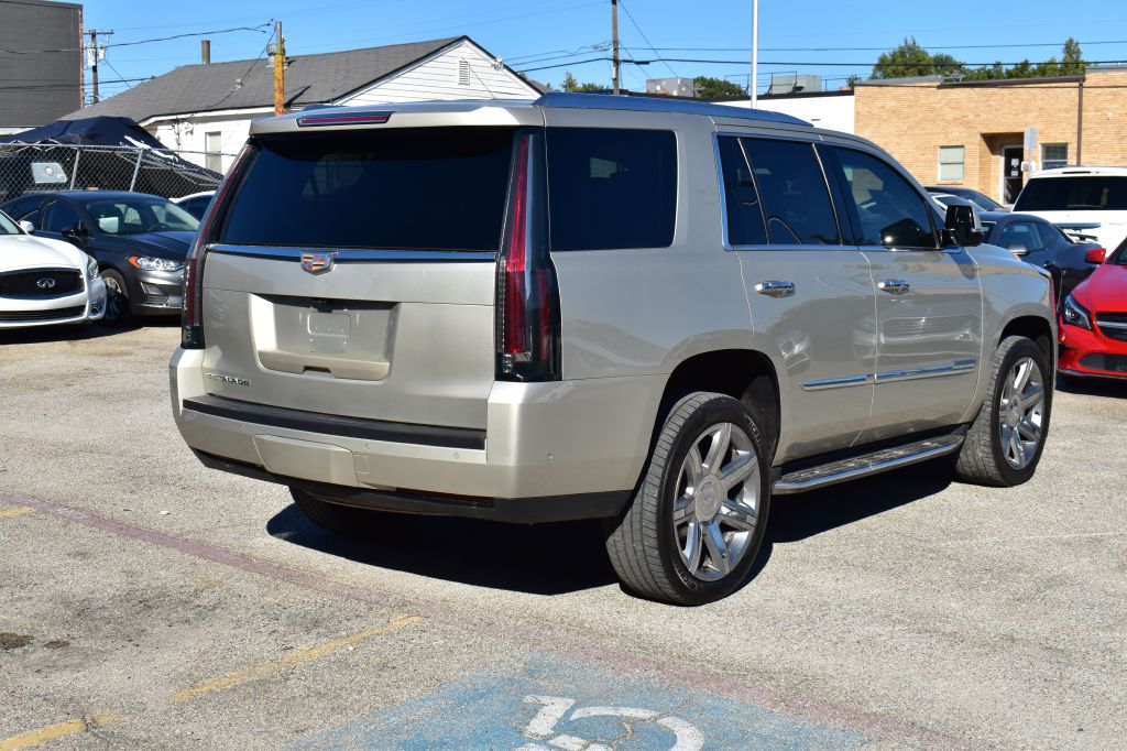 Cadillac Escalade 2017 Cadillac Escalade 1GYS4BKJ7HR284906