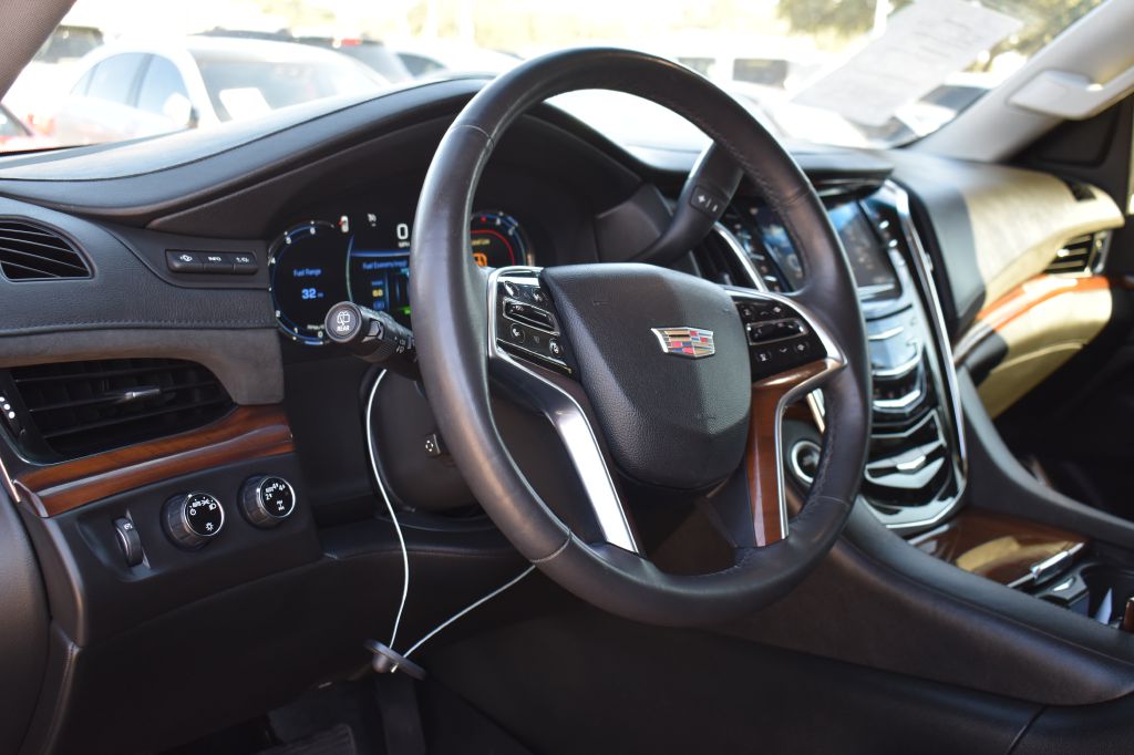 Cadillac Escalade 2017 Cadillac Escalade 1GYS4BKJ7HR284906