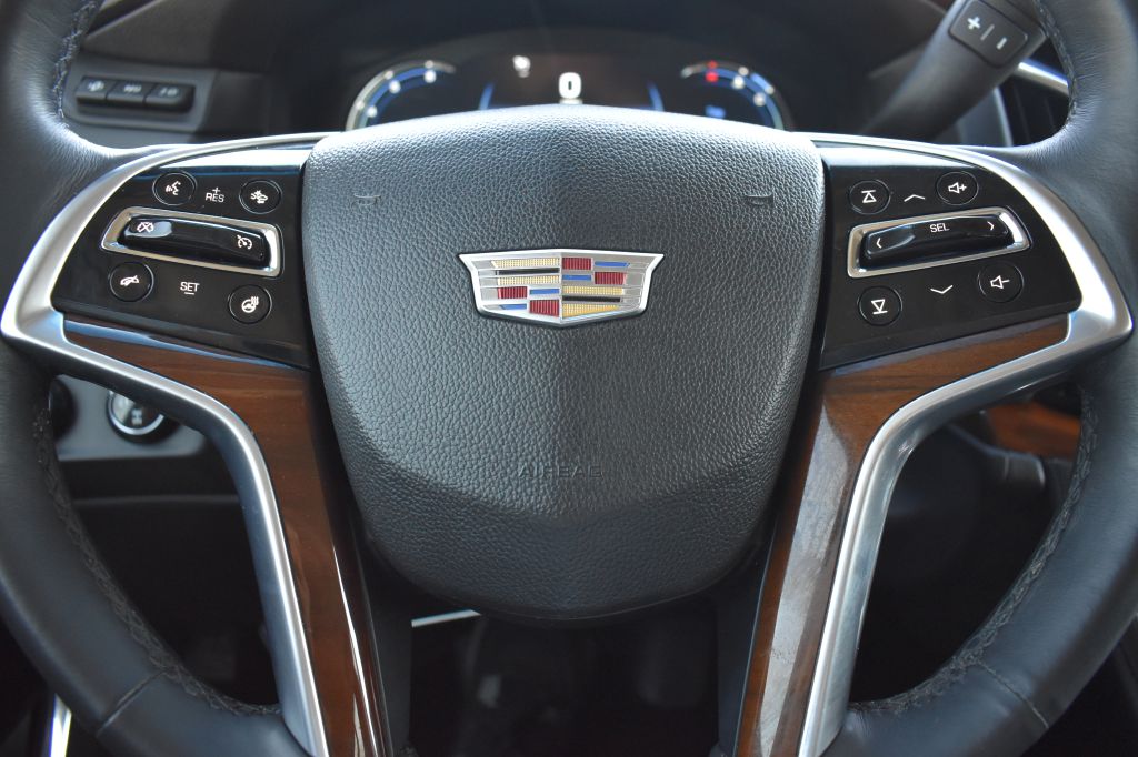Cadillac Escalade 2017 Cadillac Escalade 1GYS4BKJ7HR284906