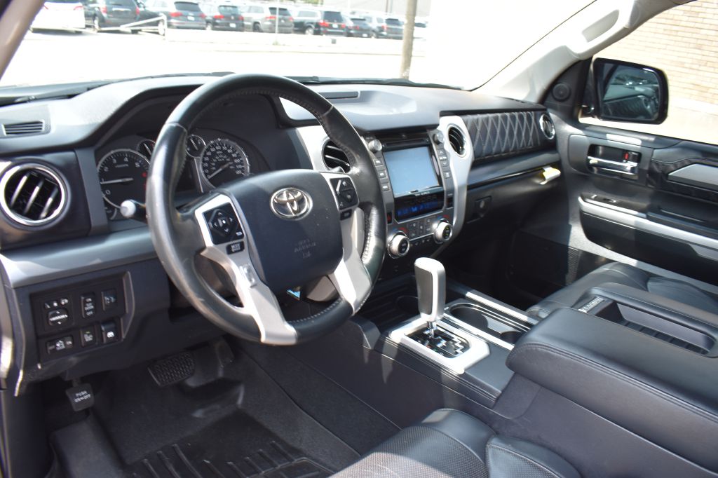 Toyota Tundra 4WD 2017 Toyota Tundra 4WD 5TFAW5F14HX619302