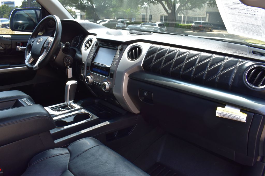 Toyota Tundra 4WD 2017 Toyota Tundra 4WD 5TFAW5F14HX619302