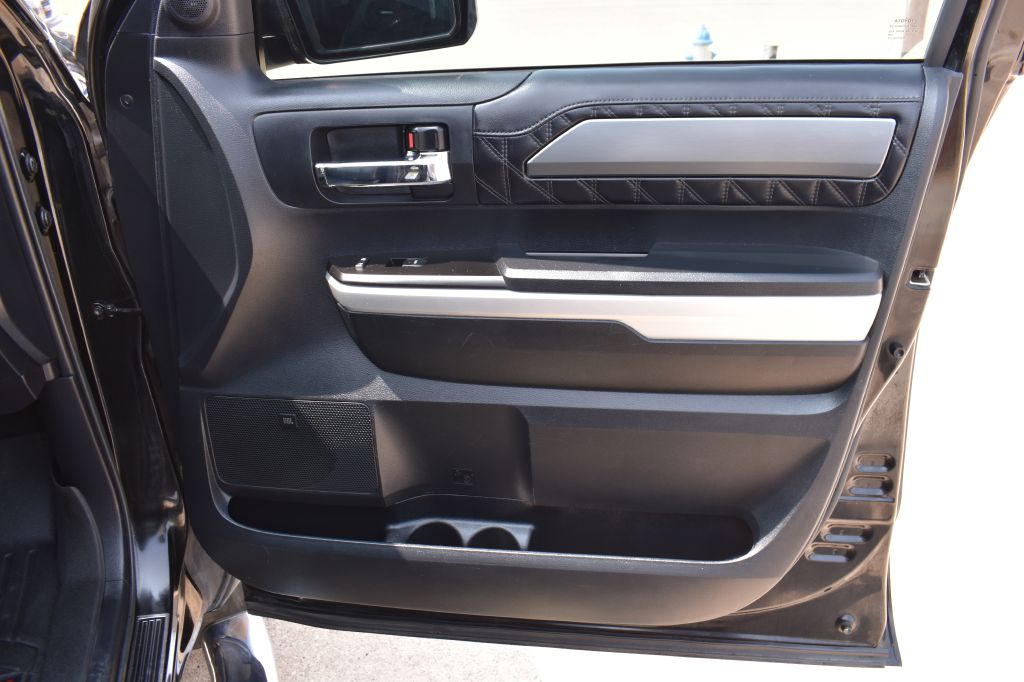 Toyota Tundra 4WD 2017 Toyota Tundra 4WD 5TFAW5F14HX619302
