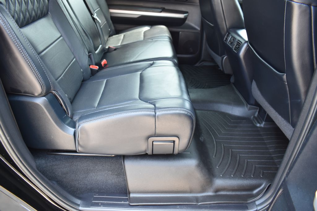 Toyota Tundra 4WD 2017 Toyota Tundra 4WD 5TFAW5F14HX619302